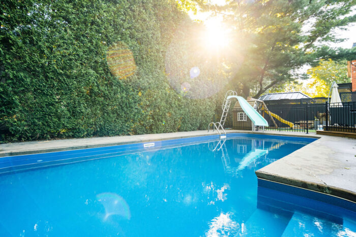 changement de toile de piscine